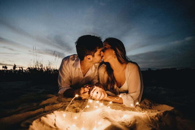 15 Reasons Why You Should Never Give up on Love