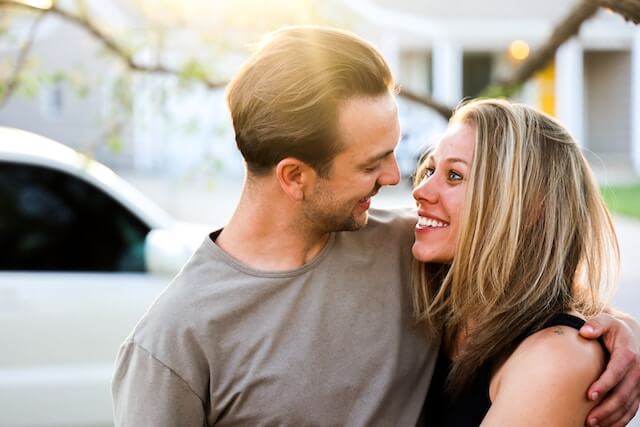 15 Signs Your Partner Is a Keeper